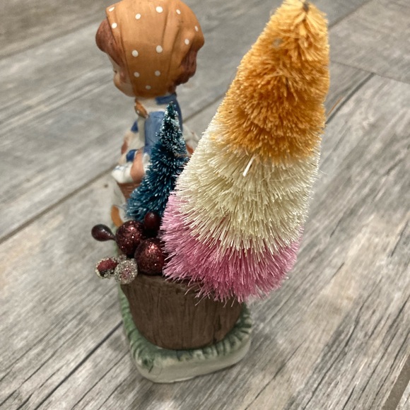 Vintage Christmas assemblage - Picture 7 of 14